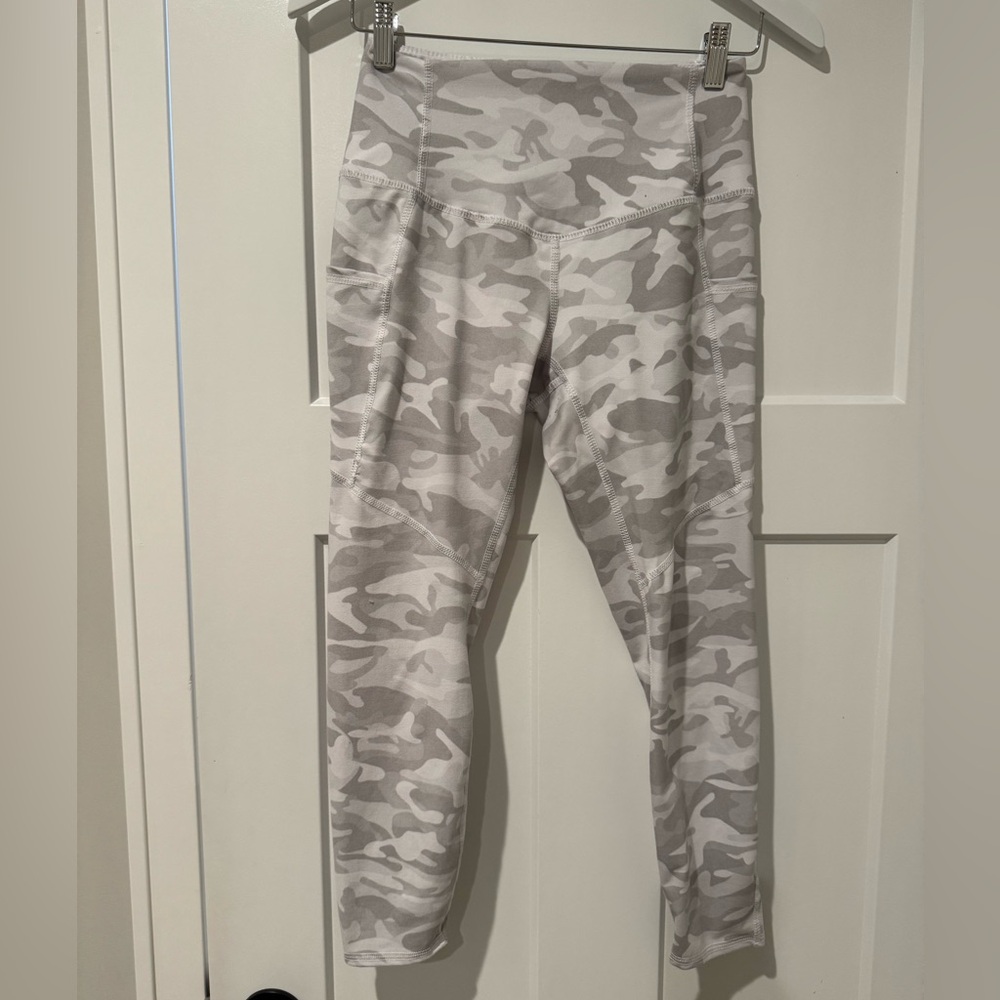 Evolution and Creation Camouflage Leggings in Gray and White